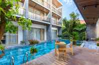 Kolam Renang Tam House Villa Hotel