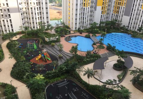 Swimming Pool The Springlake Summarecon Bekasi by Neysagrup