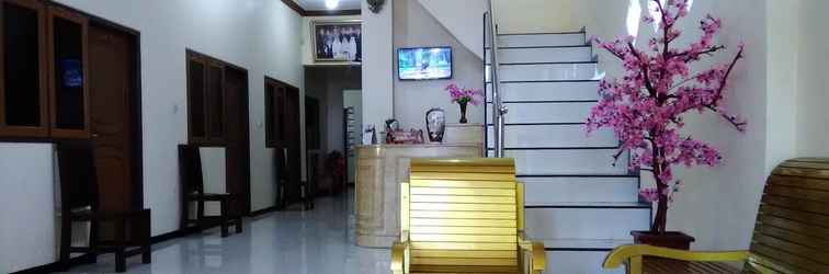 Lobby Hotel Binongko jaya