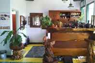 Bar, Cafe and Lounge RUMAH KEBUN