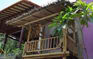 Lobi 7 Larosa Homestay Banyuwangi