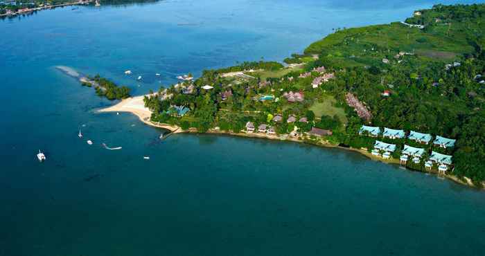 Bangunan Badian Island Wellness Resort