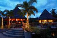 Quầy bar, cafe và phòng lounge Badian Island Wellness Resort