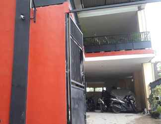 Lobby 2 Budget Room at Maguwo Indah Homestay