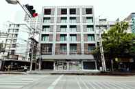 Exterior Three Sukhumvit Hotel (SHA Plus Certified)