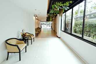 Lobby 4 Three Sukhumvit Hotel (SHA Plus Certified)