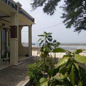 Others 1 Charlie Homestay, Kepulauan Seribu Regency Hotels