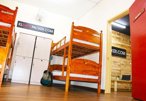Bedroom KLBackpacker.com
