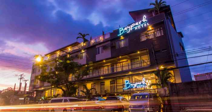 Exterior Baypark Hotel