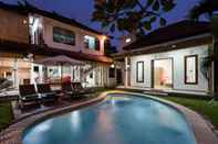 Hồ bơi Seminyak Hideaway Villa Bima