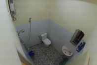 Toilet Kamar Full House 2 Bedroom at Villa W Batu - Villa Puncak Garuda B11