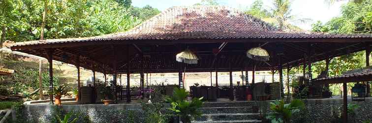 Lobi Ketapang Resort