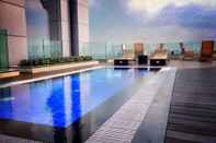 Kolam Renang Suites Infinity