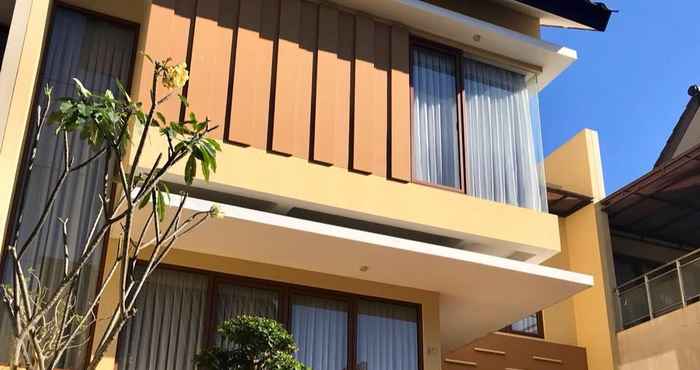 Exterior Kulem Homestay Bandung