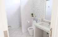 Toilet Kamar 3 No Name