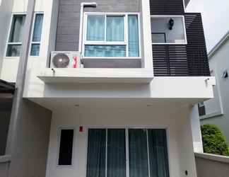 ภายนอกอาคาร 2 Economy Private house near Bangsaen