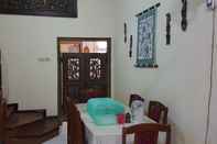 Restoran Family 4 Bedroom at Griya Utie