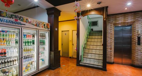 ล็อบบี้ 2 Magnific Guesthouse Patong