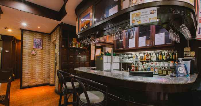 Bar, Kafe, dan Lounge Magnific Guesthouse Patong