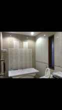 In-room Bathroom 4 Kemang Pratama Home Stay