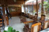 Lobi LimaLima Homestay