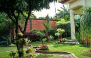 Common Space 3 Villa Kebun Akung