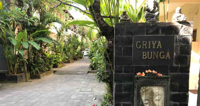 Exterior Griya Bunga Kuta