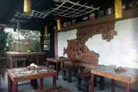 Bar, Cafe and Lounge Winaposa
