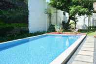 Swimming Pool Rumah Kertajaya