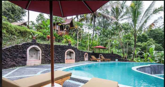 Kolam Renang Song Broek Jungle Resort