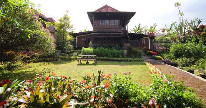 Luar Bangunan Rumah Kebun Wulan - Lembang