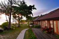 พื้นที่สาธารณะ Thiwson Beach Resort  (SHA Extra Plus)