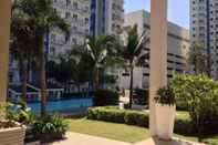 ภายนอกอาคาร Hazel's Condo in the heart of Quezon City