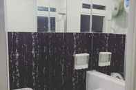 Toilet Kamar Apartemen Bogor Valley by Amel