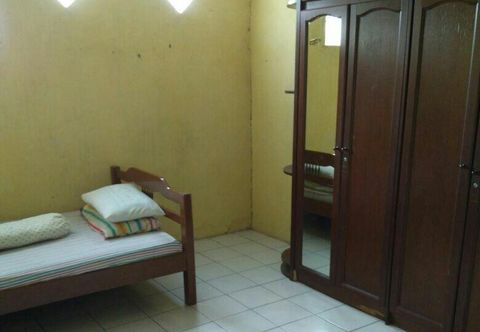 In-room Bathroom Taman Jati Permai