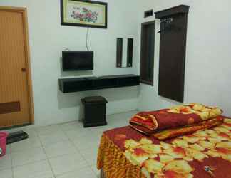 Kamar Tidur 2 Sutra Hotel