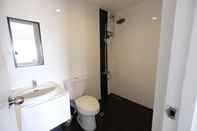 Toilet Kamar W Residences by StayHome Asia