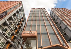 Exterior 3 Baron Residence Bangkok 