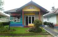 Exterior 5 Zevannya Villa Melati Kota Bunga