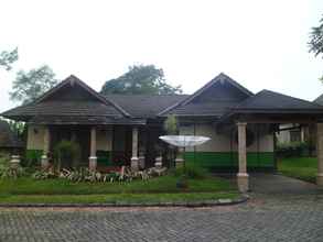 Exterior 4 Zevannya Villa Osaka Kota Bunga