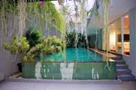 Swimming Pool The Loji Patra Kuningan