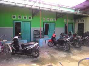 Exterior 4 Affordable Room at Wisma Ketapang Hostel Cilacap