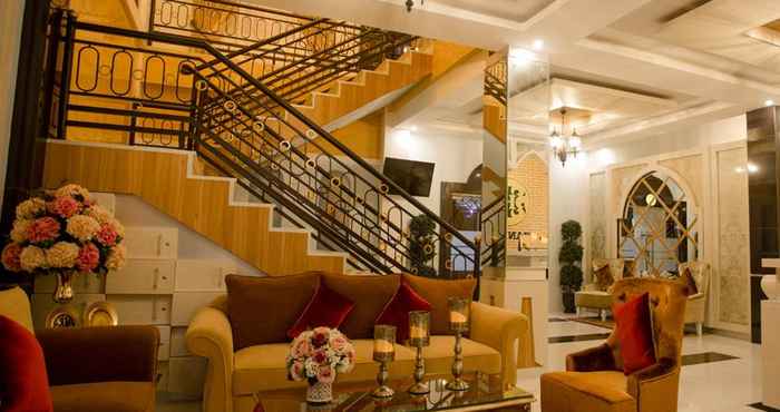 Lobby Al-Hanifi Hotel