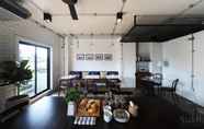 ร้านอาหาร 5 Sukh Serviced Apartment