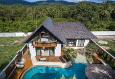Exterior 6 Coco Lilly