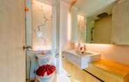 Toilet Kamar 7 Atlantis Resort Jomtien Beach