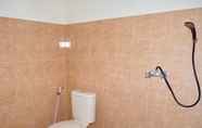 Toilet Kamar 2 MyHomestay Ijen Bamboo