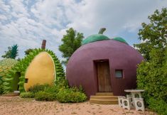 Exterior 4 Fruit House