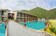 Swimming Pool 2 La Isla Pranburi Beach Resort