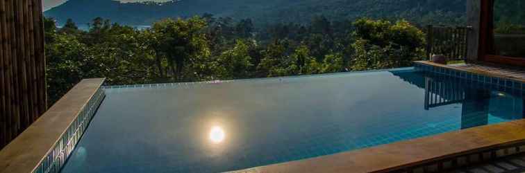 Lobi Baanviewtaly Pool Villas